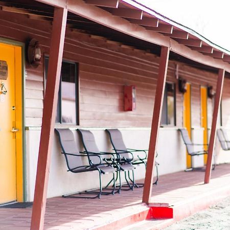 Larian Motel Tombstone Exterior photo